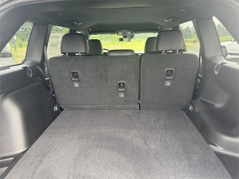 New 2025 Jeep Grand Cherokee Limited image 11