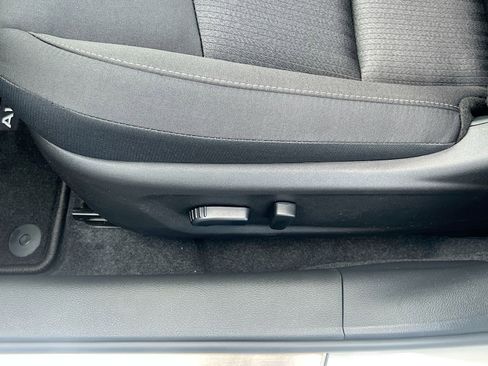 New 2026 Nissan Altima 2.5 SV FWD image 19