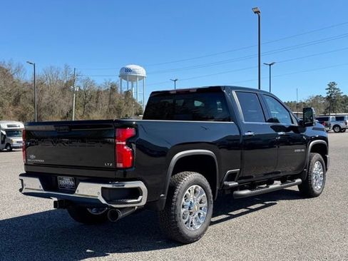 New 2025 Chevrolet Silverado 2500 LTZ w/ LTZ Convenience Package image 5
