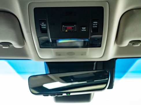 Used 2019 Lexus ES 300h FWD image 41