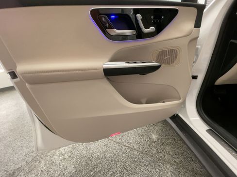 Certified 2026 Mercedes-Benz GLC 300 image 13