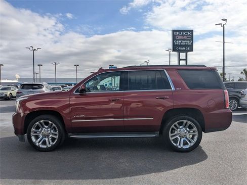 Used 2017 GMC Yukon SLT w/ Premium Edition image 7