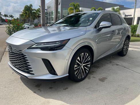 Used 2025 Lexus RX 350 Premium Plus w/ Convenience Package FWD image 5
