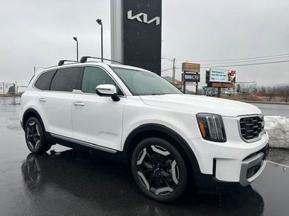 Certified 2023 Kia Telluride S w/ S Sunroof Package