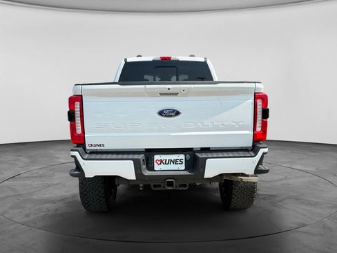 Used 2023 Ford F250 Lariat w/ Lariat Ultimate Package AWD/4WD image 9