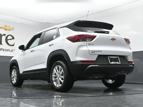 New 2026 Chevrolet TrailBlazer LS w/ LS Convenience Package AWD/4WD image 5