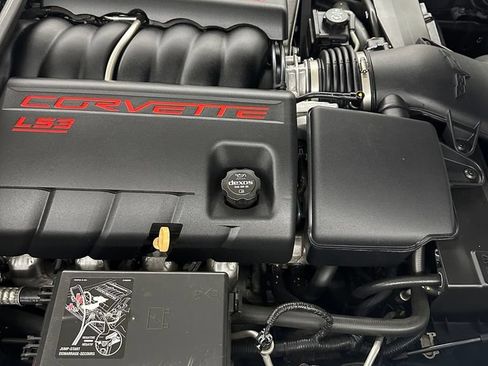 Used 2013 Chevrolet Corvette Grand Sport w/ 3LT Preferred Equipment Group RWD image 8