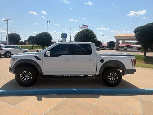 Used 2018 Ford F150 Raptor w/ Equipment Group 802A Luxury AWD/4WD image 5