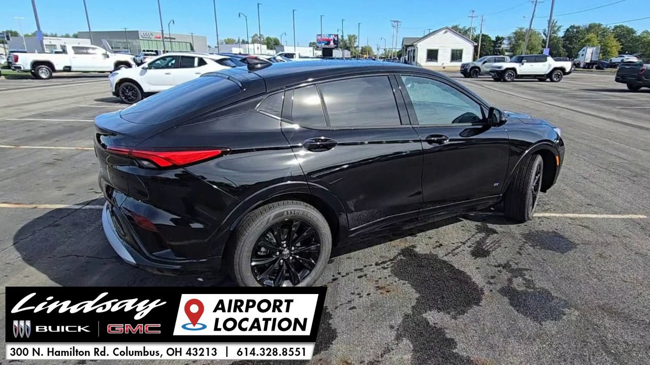New 2026 Buick Envista Sport Touring w/ Convenience I Package FWD image 9