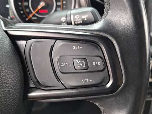 Used 2018 Jeep Wrangler Unlimited Sport S AWD/4WD image 20