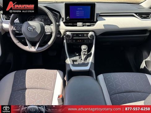 Used 2024 Toyota RAV4 XLE w/ Convenience Package AWD/4WD image 17