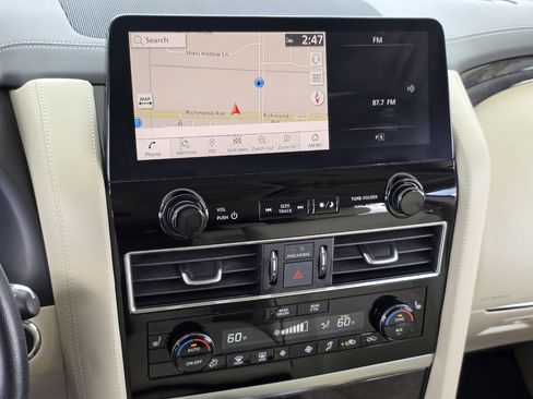 Used 2022 INFINITI QX80 Luxe w/ Cargo Package image 13