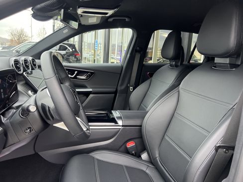 Certified 2025 Mercedes-Benz GLC 300 4MATIC image 12