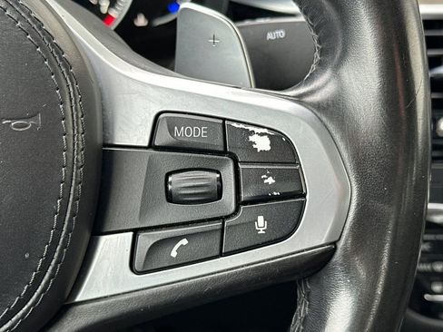 Used 2018 BMW M550i xDrive AWD/4WD image 28