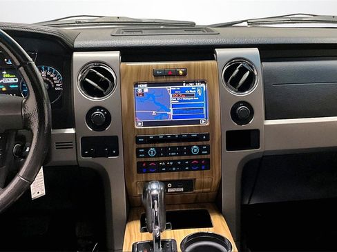 Used 2011 Ford F150 Lariat w/ Lariat Chrome Pkg image 10