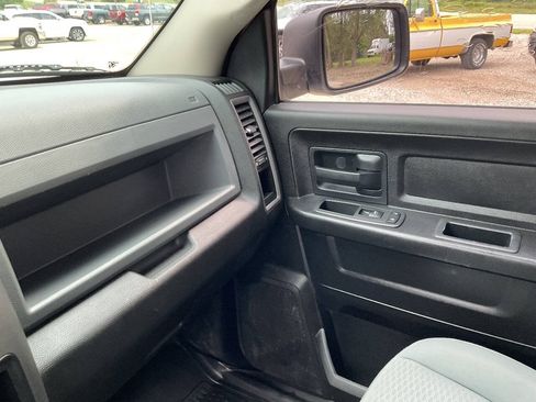 Used 2013 RAM 1500 Express AWD/4WD image 10