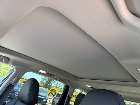 New 2026 Subaru Ascent Limited AWD/4WD image 16
