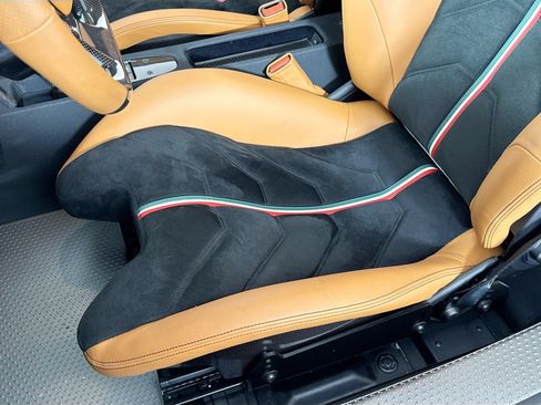 Certified 2015 Ferrari 458 Speciale Coupe RWD image 18