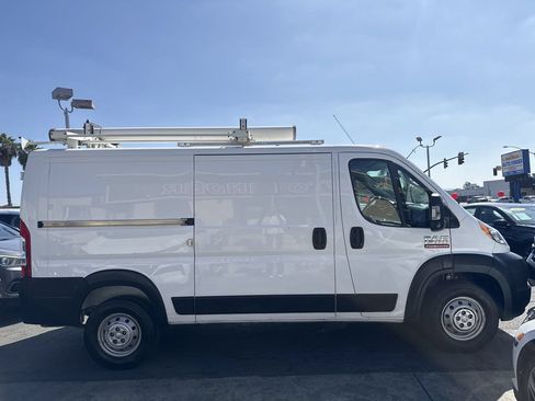 Used 2020 RAM ProMaster 1500 w/ Interior Convenience Group FWD image 3