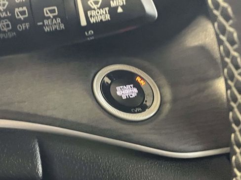 New 2025 Jeep Grand Cherokee L Limited image 38