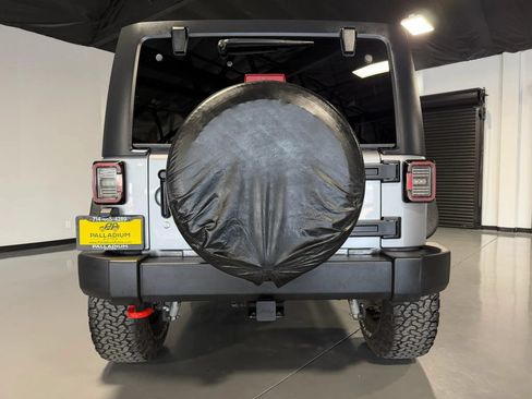 Used 2013 Jeep Wrangler Unlimited Sport AWD/4WD image 28