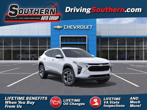 New 2026 Chevrolet Trax LT w/ Driver Confidence Package image 1