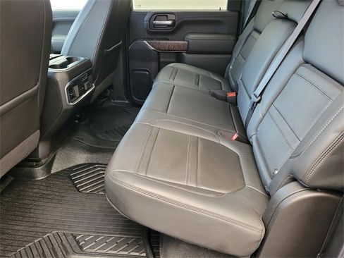 Used 2020 GMC Sierra 2500 Denali w/ Denali Ultimate Package image 18