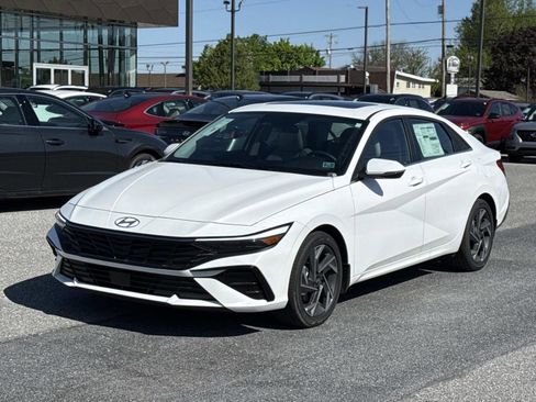 New 2026 Hyundai Elantra Limited w/ Cargo Package FWD image 16