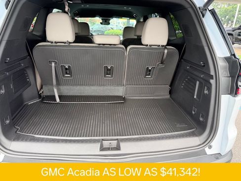 Used 2026 GMC Acadia Elevation w/ Elevation Premium Package AWD/4WD image 19