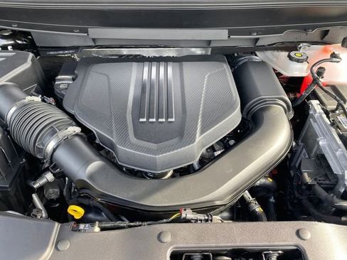 New 2026 Chevrolet Traverse RS w/ LPO, Floor Liner Package image 13