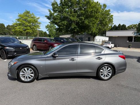 Used 2015 INFINITI Q50 Premium w/ Navigation Package AWD/4WD image 7