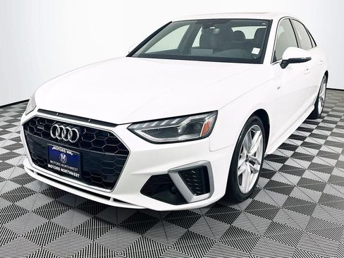 Used 2022 Audi A4 2.0T Premium Plus AWD/4WD image 5