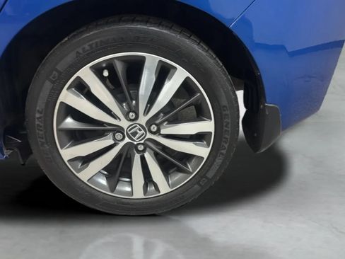 Used 2016 Honda Fit EX image 32