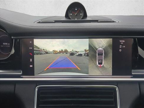 Used 2022 Porsche Panamera 4 w/ Premium Package image 17