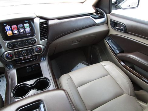 Used 2017 Chevrolet Tahoe LT w/ Texas Edition Package RWD image 9