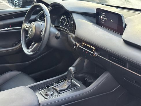 Used 2021 MAZDA MAZDA3 s image 9
