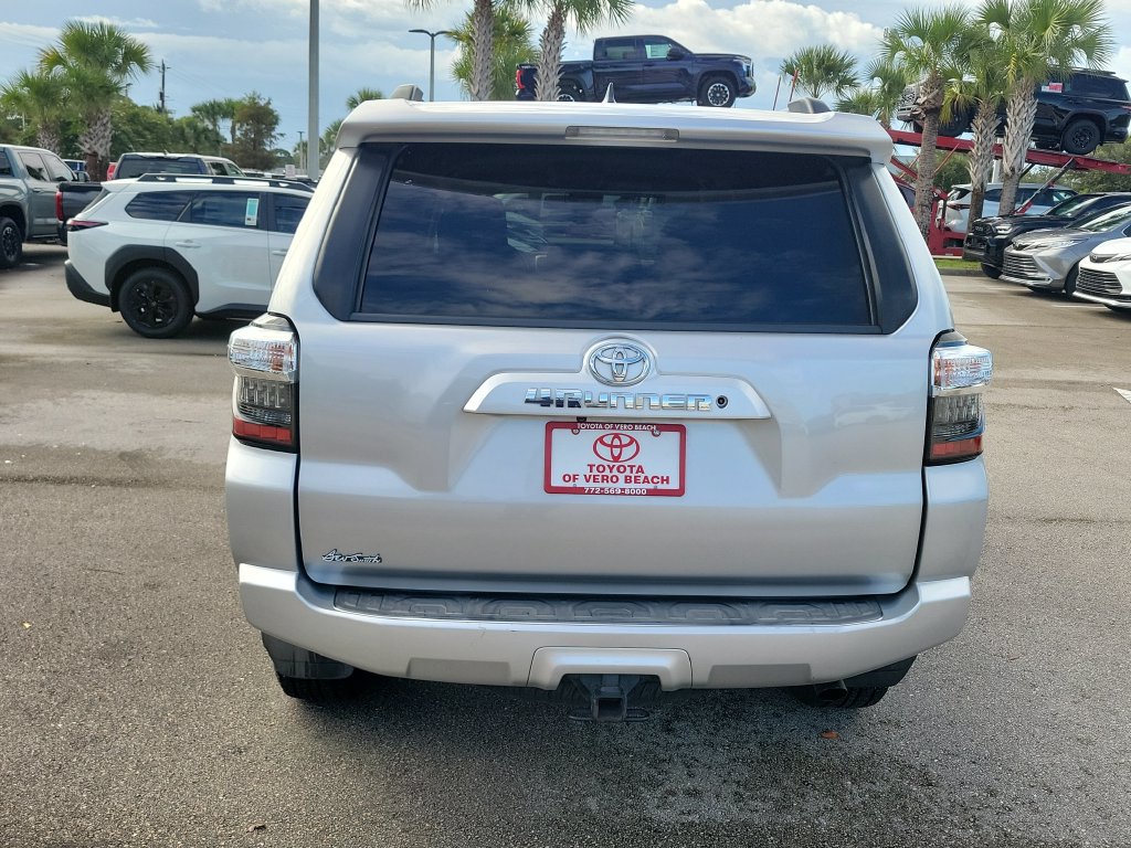Used 2020 Toyota 4Runner SR5 RWD image 5