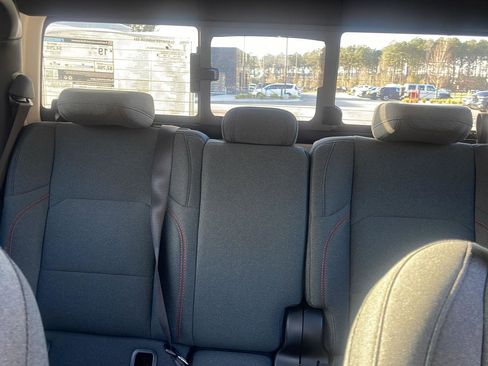 New 2025 Jeep Gladiator Rubicon image 22