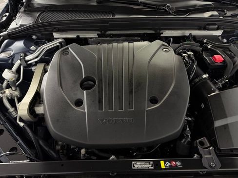 Used 2025 Volvo S60 B5 Core image 35