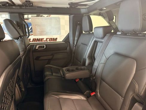 New 2025 Ford Bronco Badlands image 19