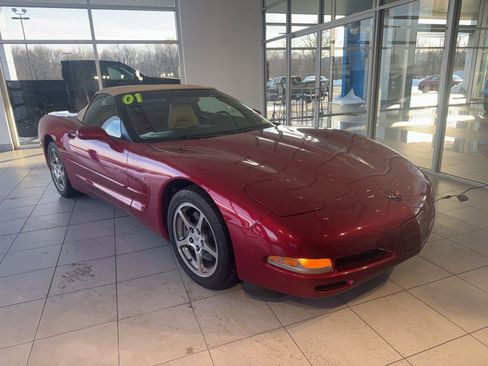 Used 2001 Chevrolet Corvette Convertible w/ Preferred Equipment Group2 image 4