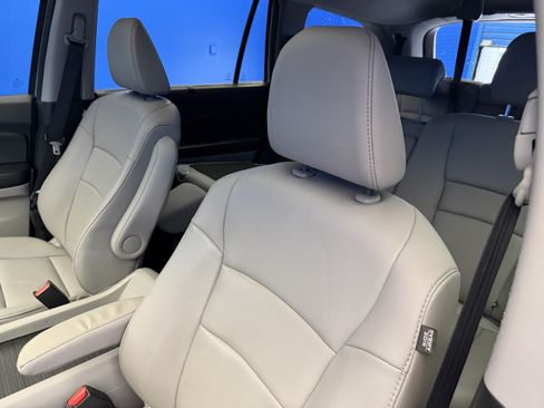 Used 2018 Honda Pilot EX-L image 12