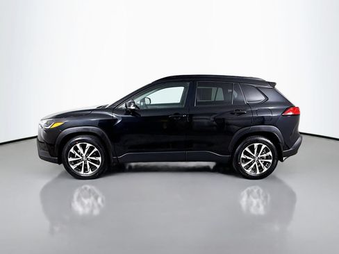 Used 2025 Toyota Corolla Cross LE AWD/4WD image 4