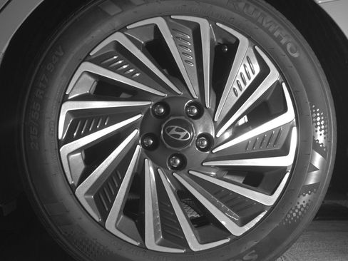 Used 2025 Hyundai Sonata SEL image 14