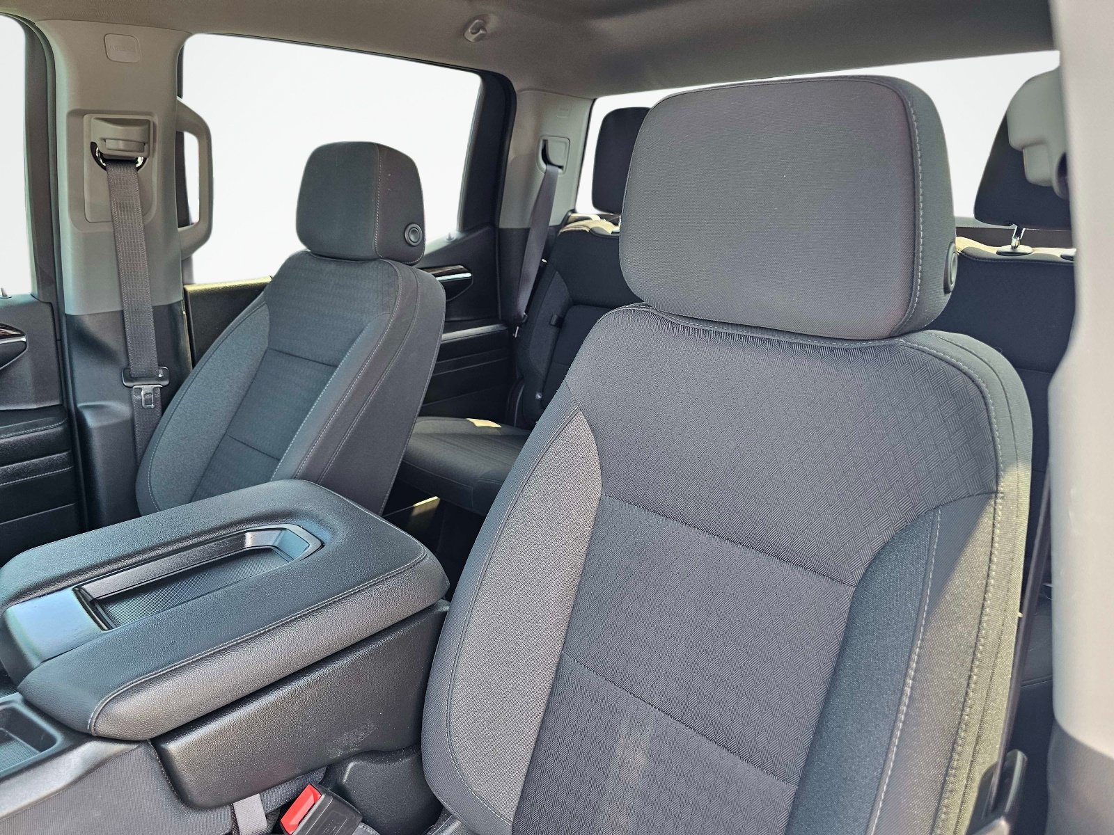 Used 2022 GMC Sierra 1500 Elevation RWD image 17
