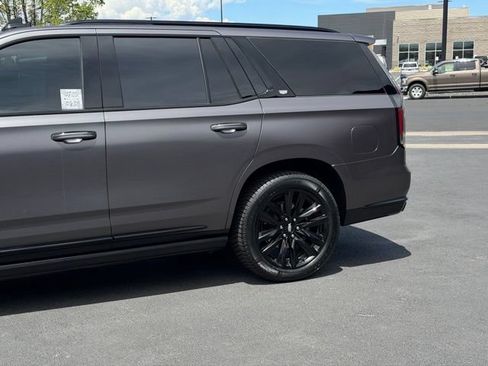 Used 2024 Cadillac Escalade Sport Platinum w/ LPO, Floor Liner Package AWD/4WD image 8
