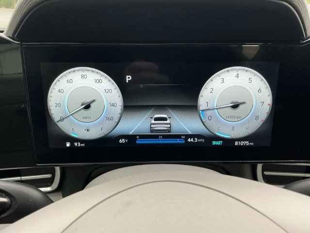 Used 2023 Hyundai Elantra SEL w/ Convenience Package FWD image 21