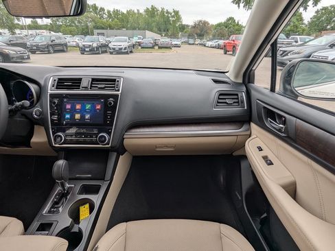 Used 2018 Subaru Outback 3.6R Limited AWD/4WD image 17