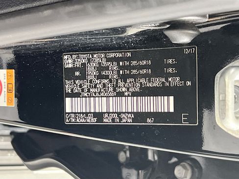Used 2018 Toyota Land Cruiser w/ Carpet Mat Package AWD/4WD image 35