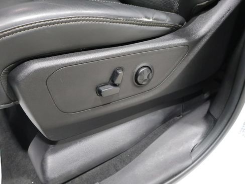Used 2019 RAM 1500 Sport w/ Level 2 Equipment Group AWD/4WD image 11